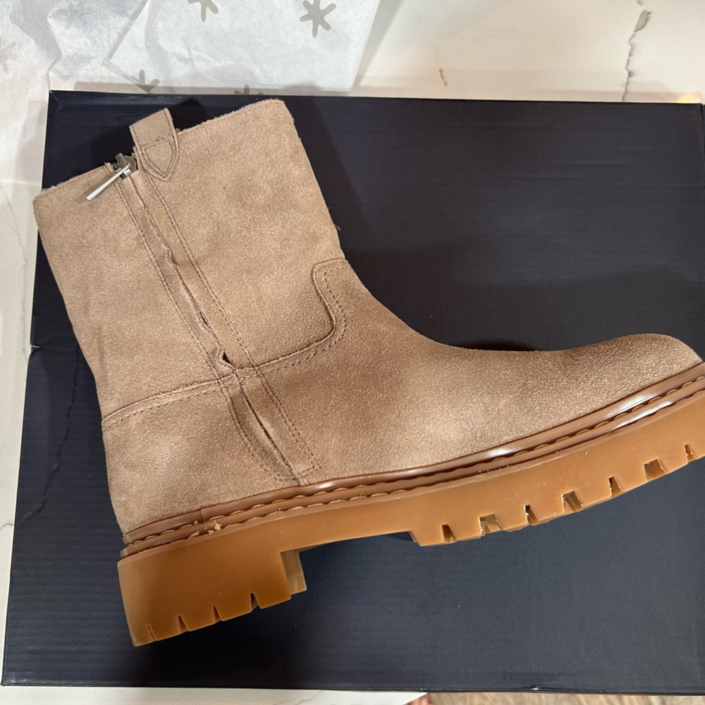 Splendid booties brand new